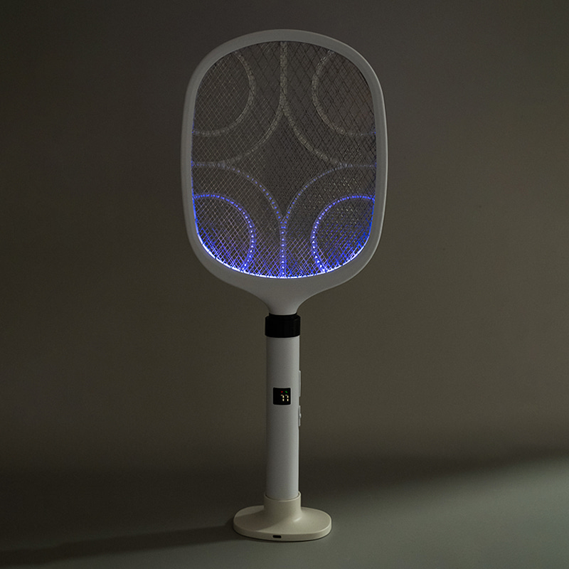 Lampe à motif brodé FF-882A 1200mAh, Base USB, tapette électrique anti-moustiques avec affichage Lampe à motif brodé FF-882A 1200mAh, Base USB, tapette électrique anti-moustiques avec affichage
